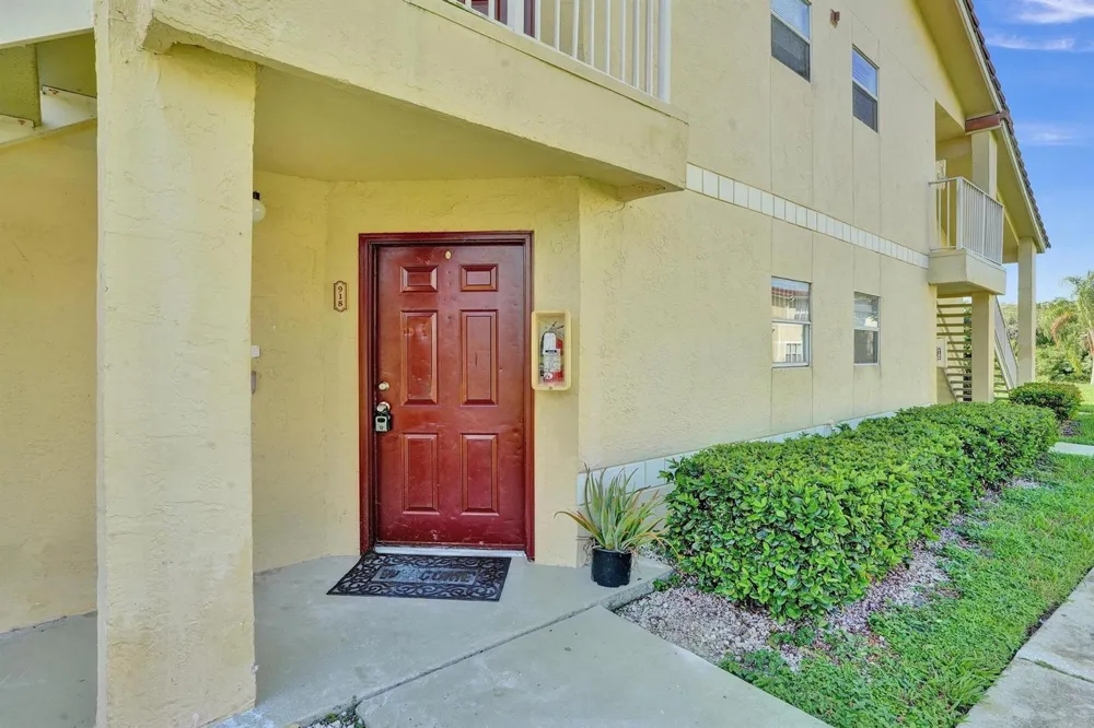 12650 Vista Isles Drive #918 Sunrise, FL 33325