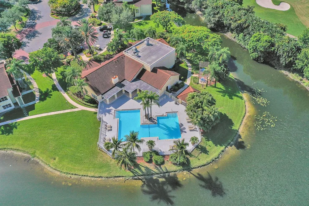 12650 Vista Isles Drive #918 Sunrise, FL 33325