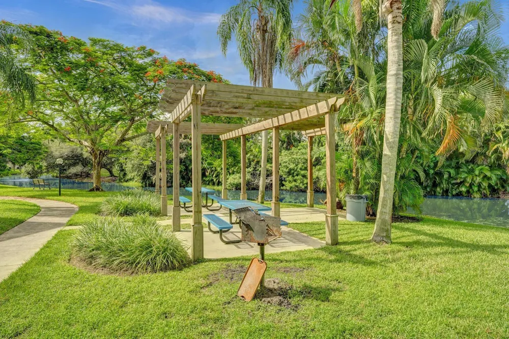 12650 Vista Isles Drive #918 Sunrise, FL 33325