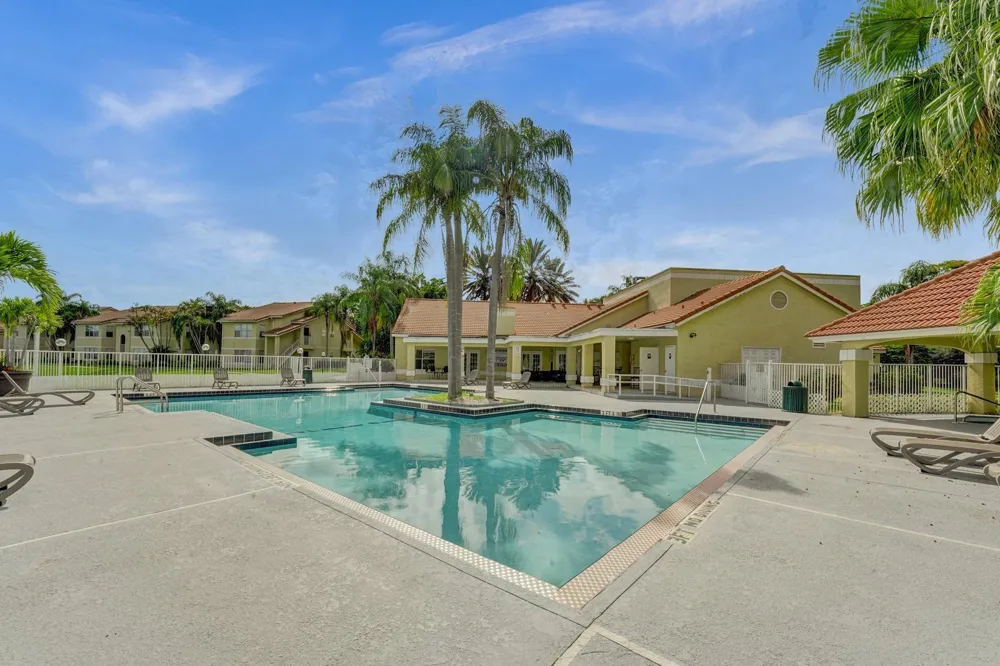 12650 Vista Isles Drive #918 Sunrise, FL 33325
