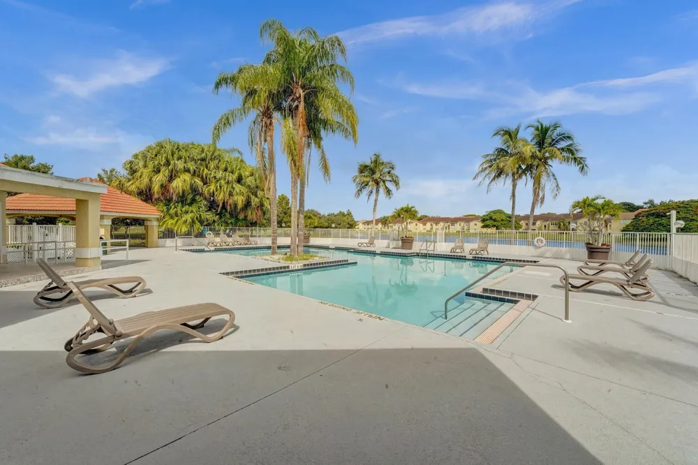 12650 Vista Isles Drive #918 Sunrise, FL 33325