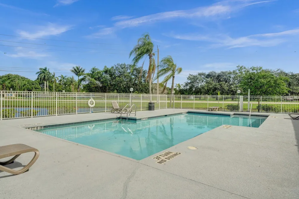 12650 Vista Isles Drive #918 Sunrise, FL 33325