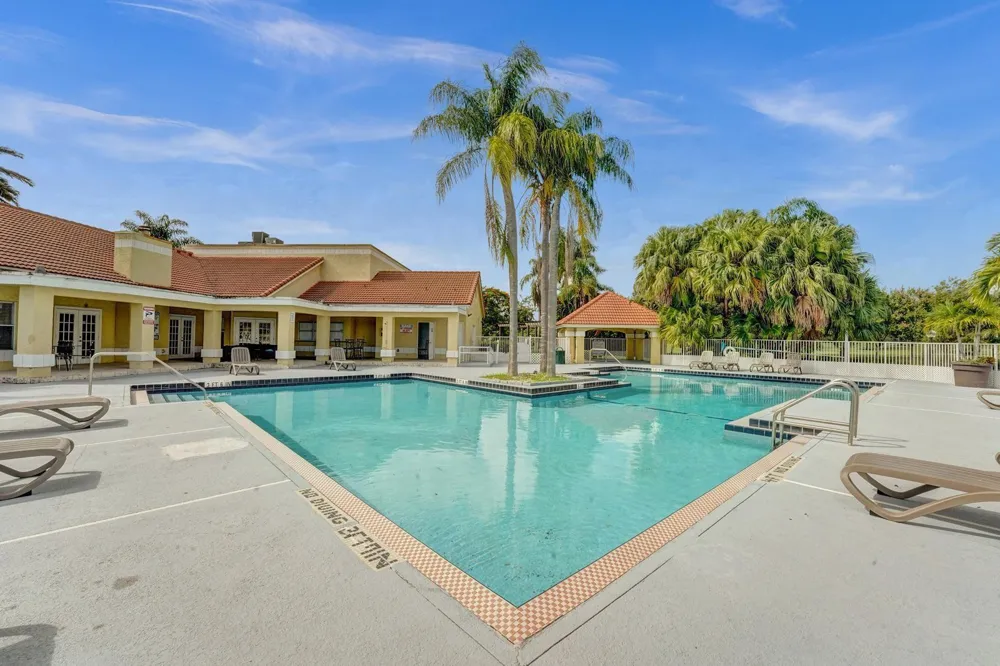 12650 Vista Isles Drive #918 Sunrise, FL 33325