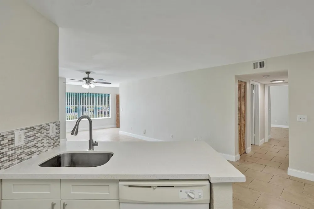 12650 Vista Isles Drive #918 Sunrise, FL 33325