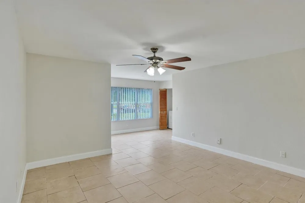 12650 Vista Isles Drive #918 Sunrise, FL 33325