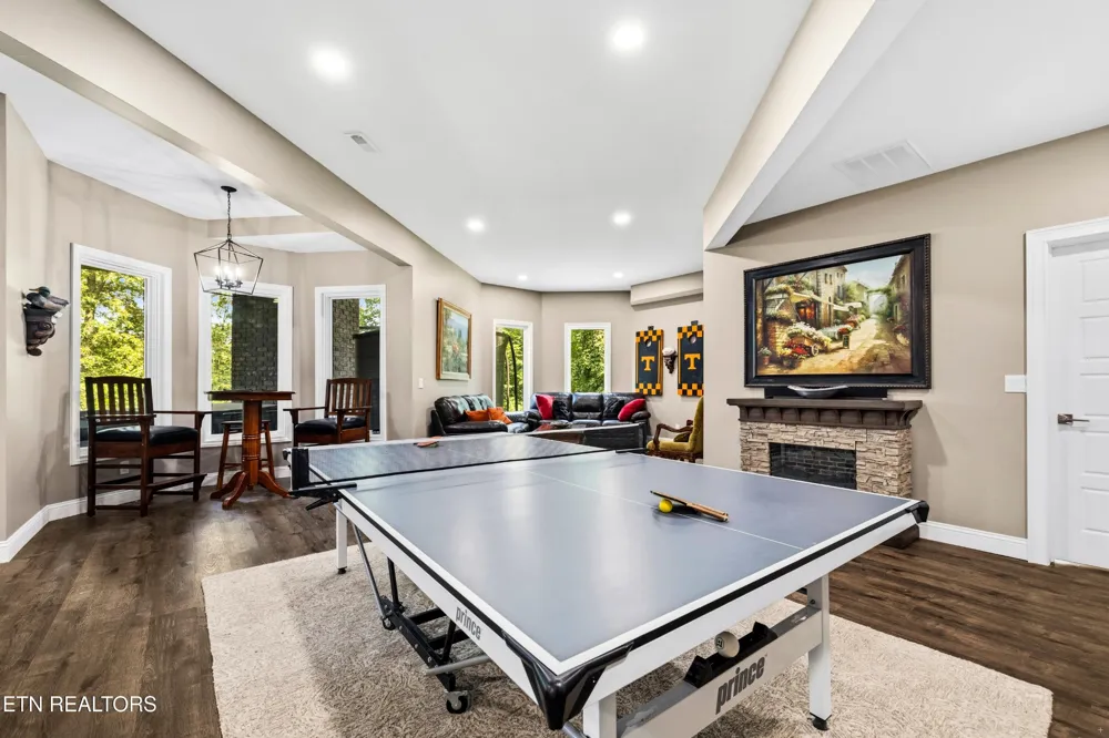 2124 Viewcrest Lane Knoxville, TN 37932