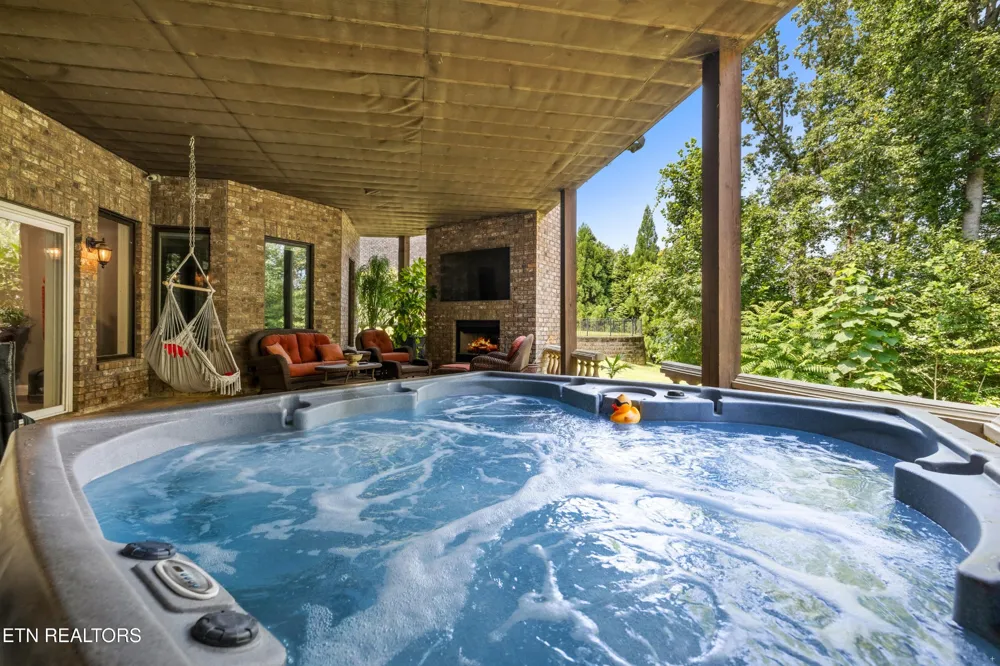 2124 Viewcrest Lane Knoxville, TN 37932