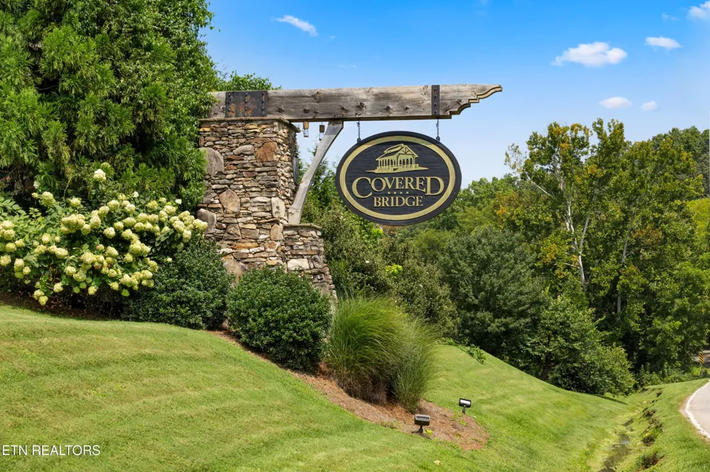 2124 Viewcrest Lane Knoxville, TN 37932