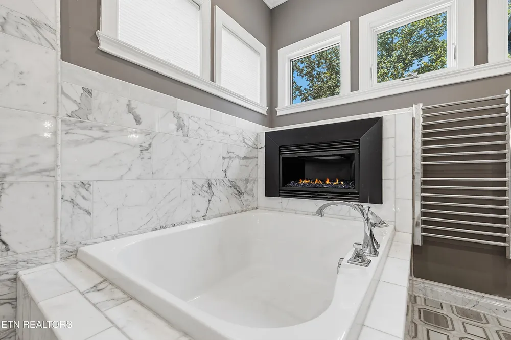 2124 Viewcrest Lane Knoxville, TN 37932