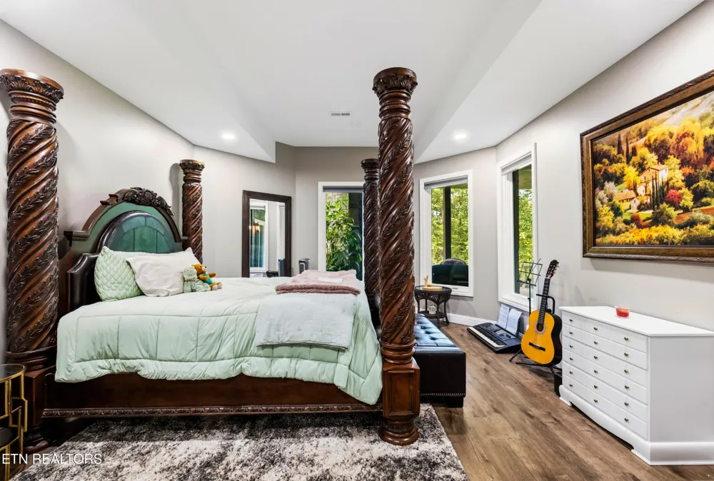 2124 Viewcrest Lane Knoxville, TN 37932