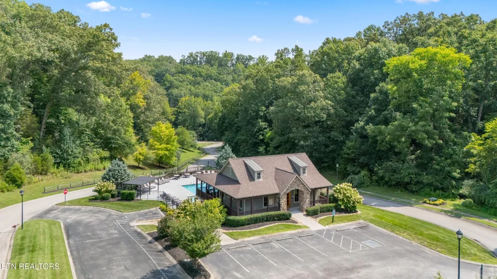 2124 Viewcrest Lane Knoxville, TN 37932