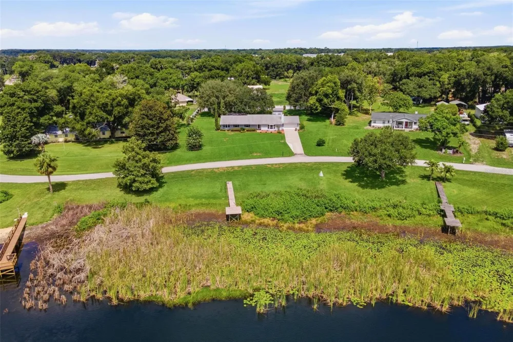 39023 LAKE BURNS ROAD Umatilla, FL 32784