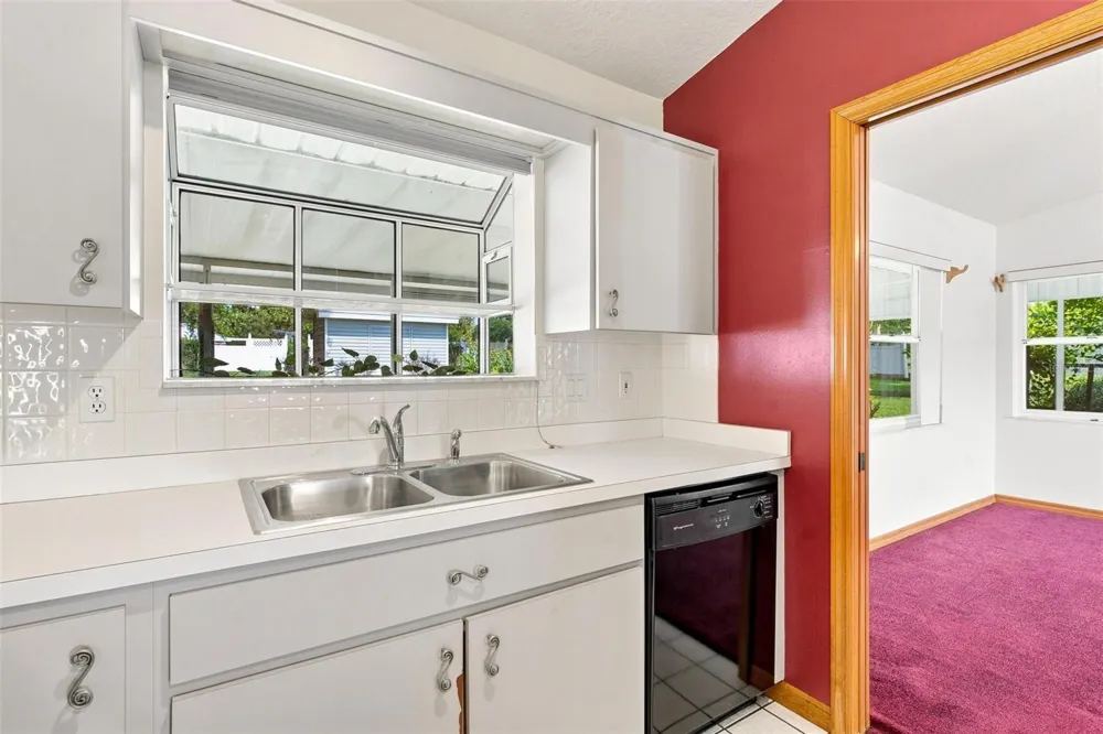 39023 LAKE BURNS ROAD Umatilla, FL 32784