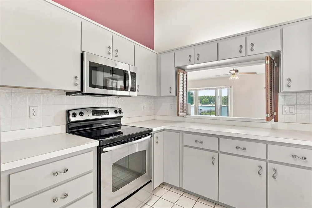 39023 LAKE BURNS ROAD Umatilla, FL 32784
