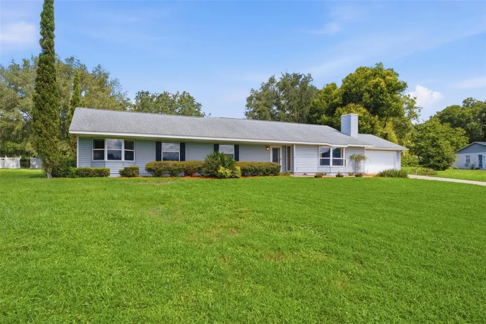 39023 LAKE BURNS ROAD Umatilla, FL 32784
