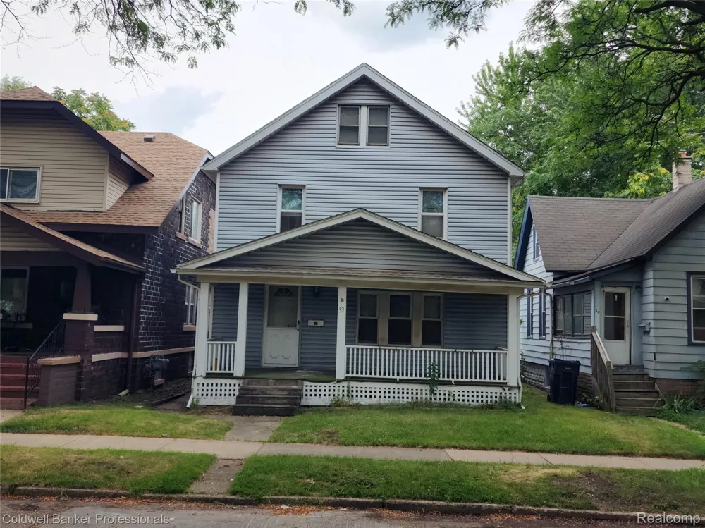 33 Forest Street River Rouge City, MI 48218