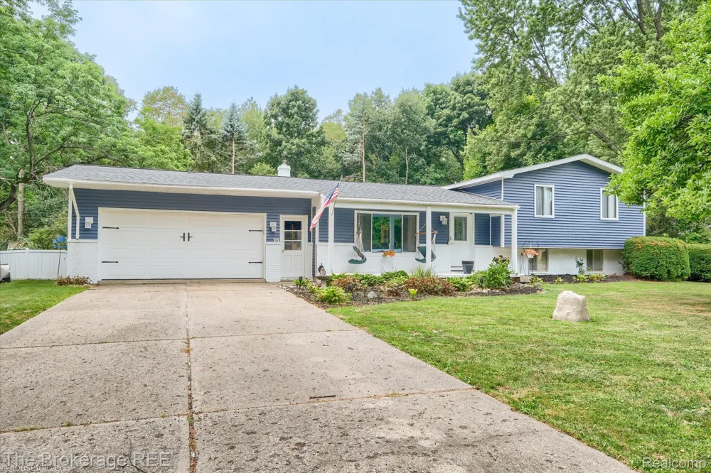 2127 Holly Tree Drive Davison Township, MI 48423