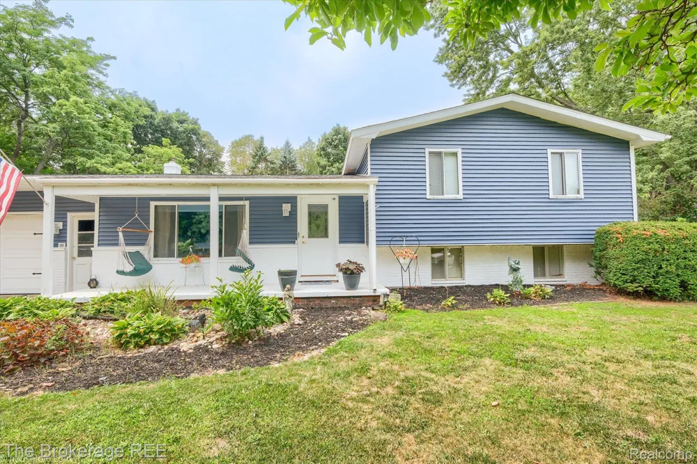 2127 Holly Tree Drive Davison Township, MI 48423