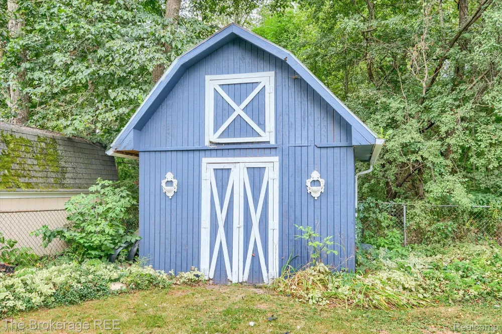 2127 Holly Tree Drive Davison Township, MI 48423