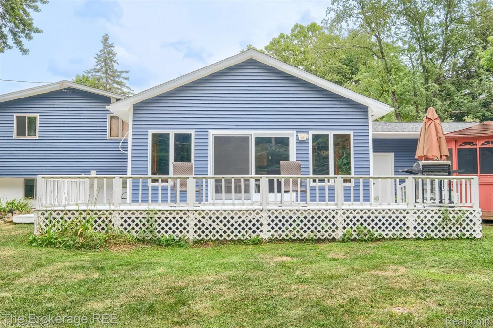 2127 Holly Tree Drive Davison Township, MI 48423