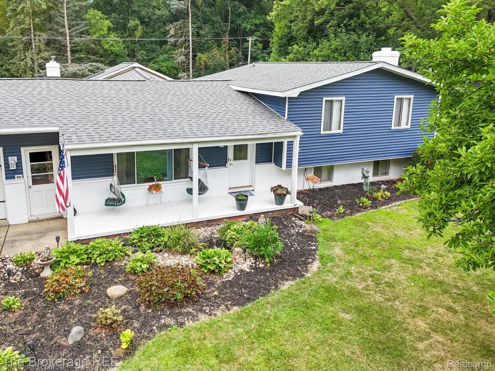 2127 Holly Tree Drive Davison Township, MI 48423