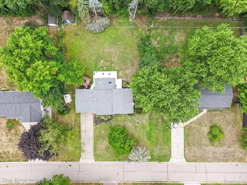 2127 Holly Tree Drive Davison Township, MI 48423