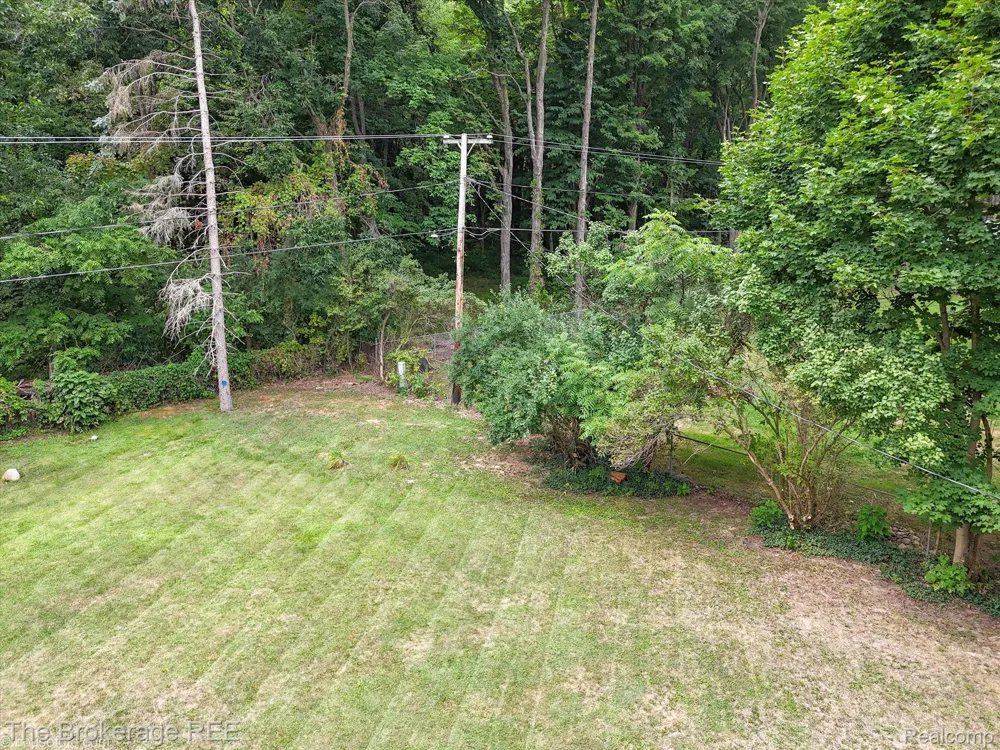 2127 Holly Tree Drive Davison Township, MI 48423