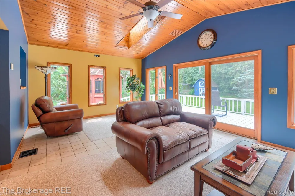 2127 Holly Tree Drive Davison Township, MI 48423