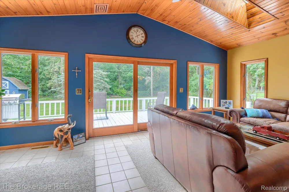 2127 Holly Tree Drive Davison Township, MI 48423
