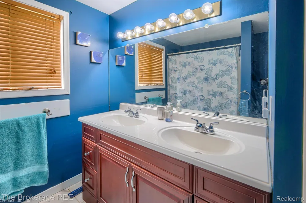 2127 Holly Tree Drive Davison Township, MI 48423