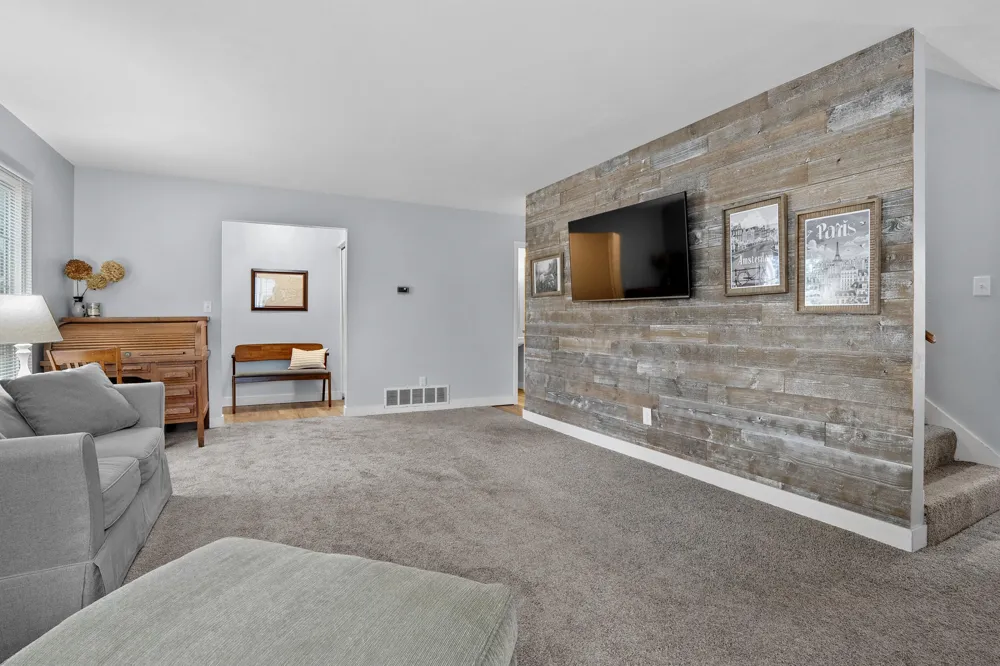 110 Haymac Drive Parchment City, MI 49004