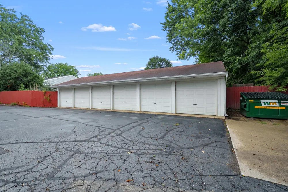 110 Haymac Drive Parchment City, MI 49004
