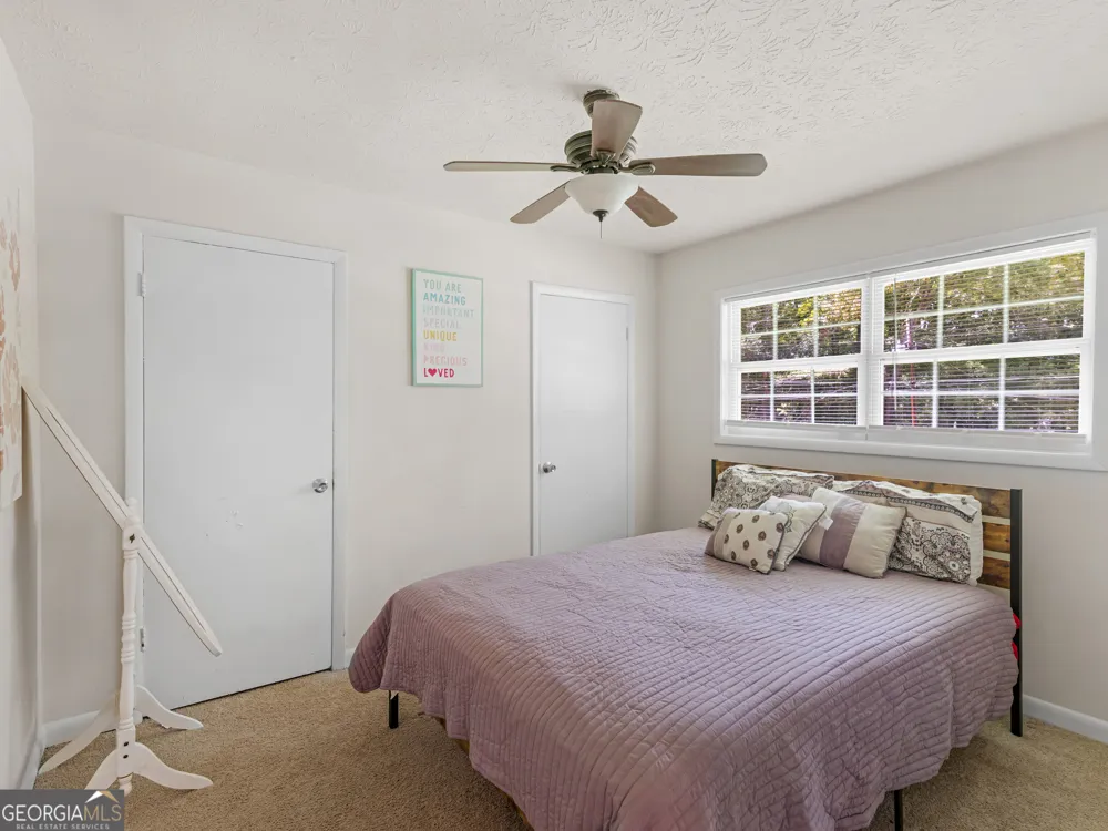2027 Chestnut Log DR Lithia Springs, GA 30122