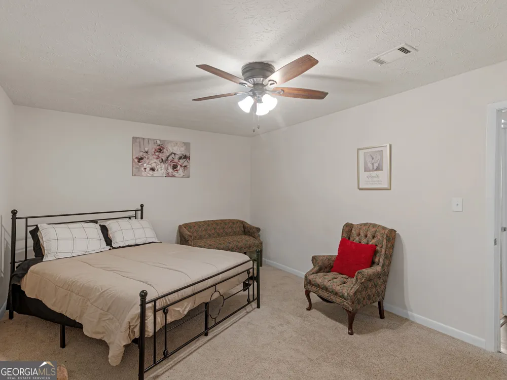 2027 Chestnut Log DR Lithia Springs, GA 30122