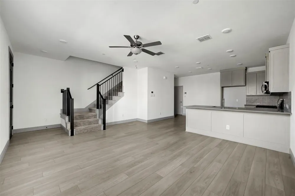 2538 Settlers Place Garland, TX 75042