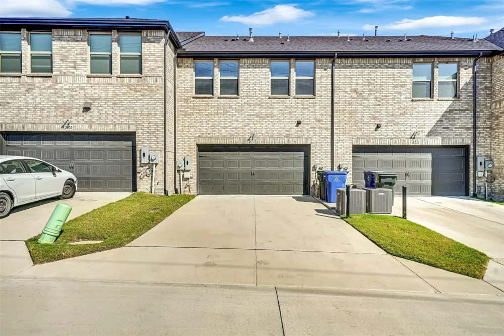 2538 Settlers Place Garland, TX 75042