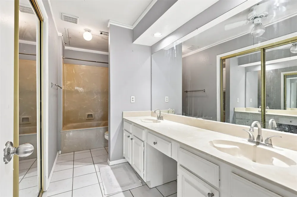400 Pebble Way #262 Arlington, TX 76006