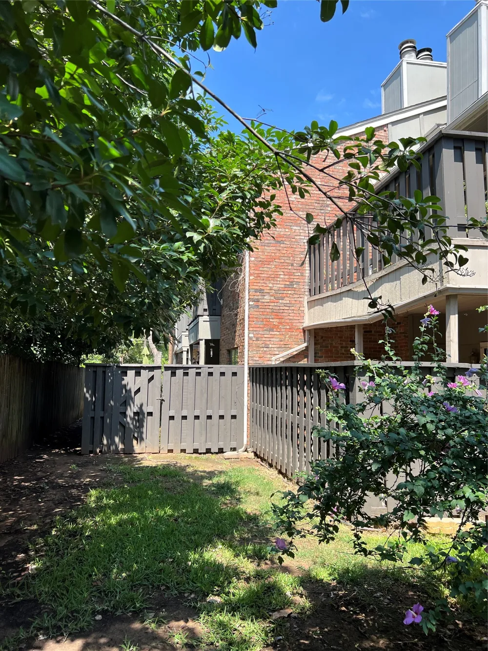 400 Pebble Way #262 Arlington, TX 76006
