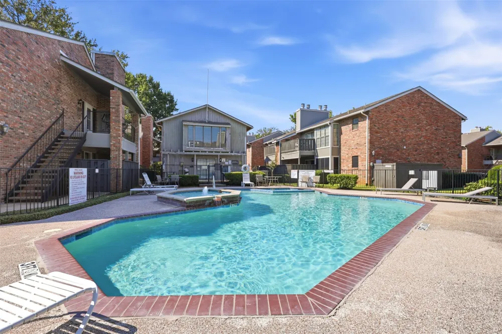 400 Pebble Way #262 Arlington, TX 76006