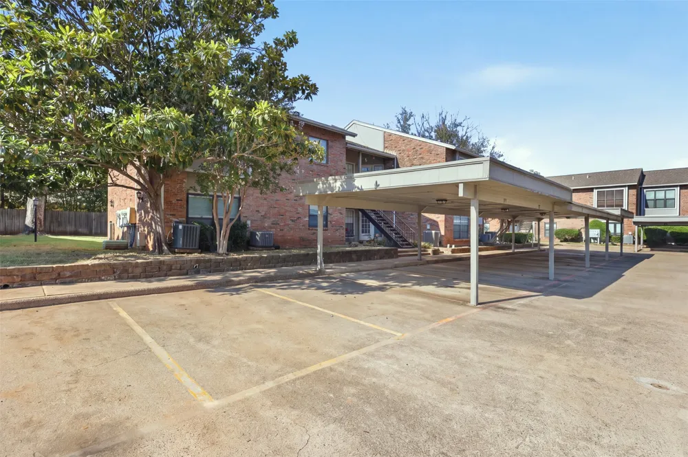 400 Pebble Way #262 Arlington, TX 76006