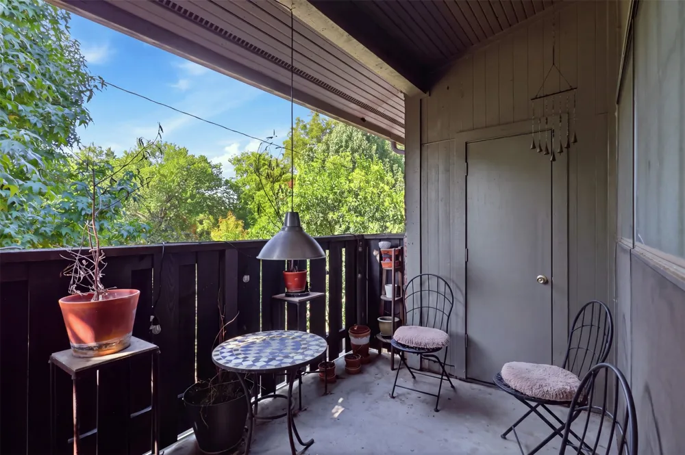 400 Pebble Way #262 Arlington, TX 76006