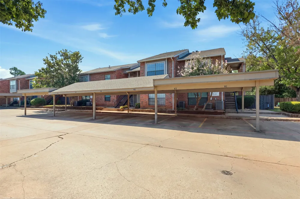 400 Pebble Way #262 Arlington, TX 76006