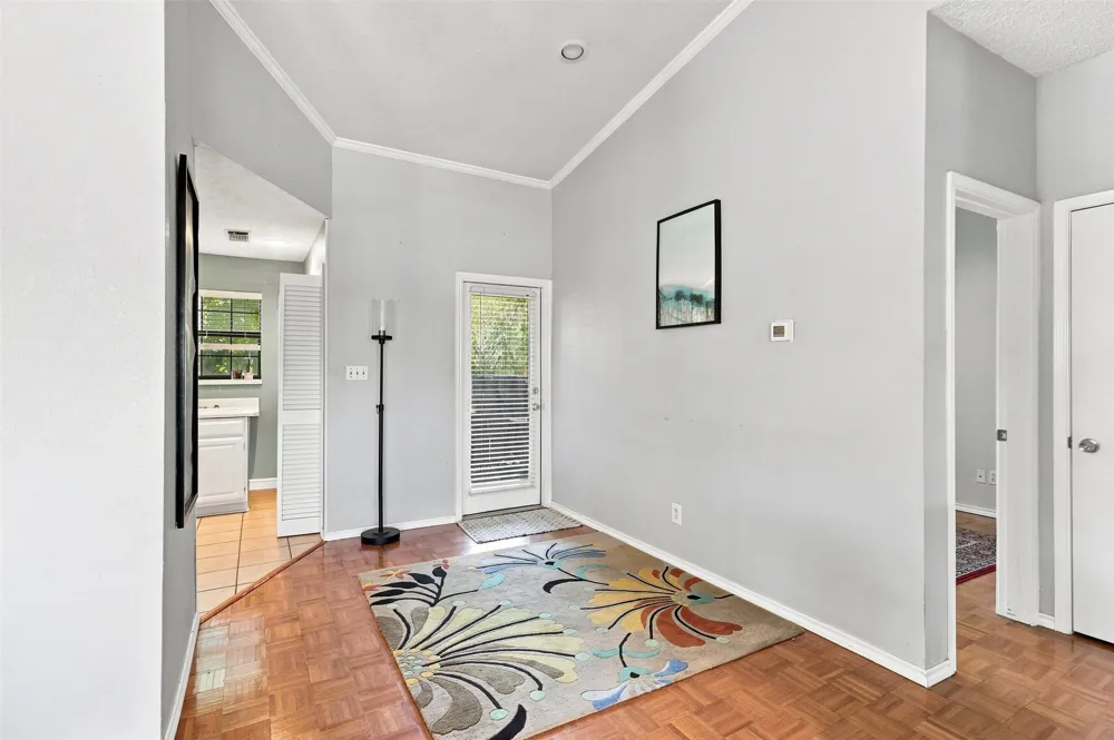 400 Pebble Way #262 Arlington, TX 76006