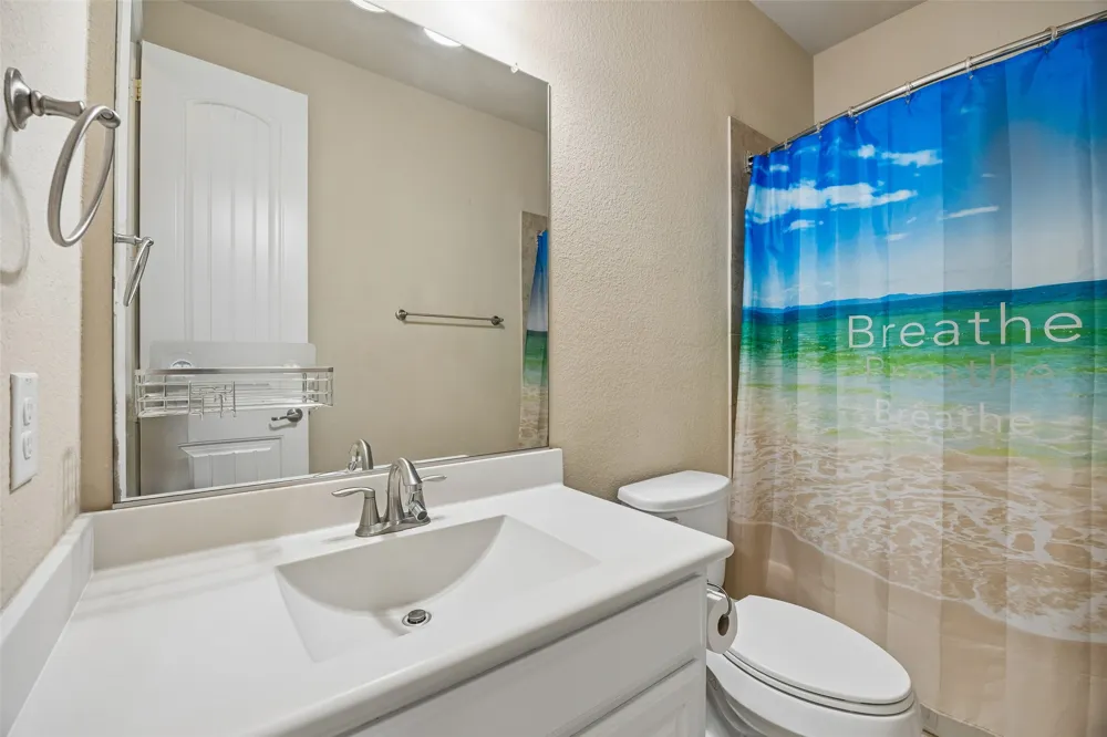 338 Wyndale Drive Lewisville, TX 75056