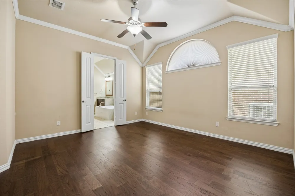 338 Wyndale Drive Lewisville, TX 75056