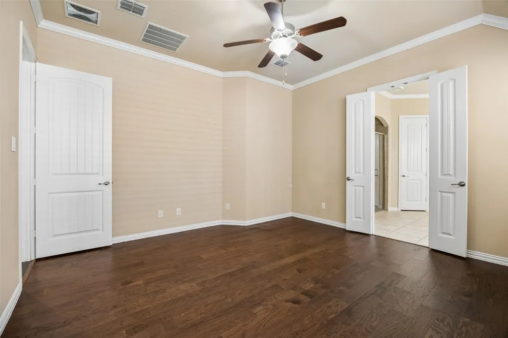 338 Wyndale Drive Lewisville, TX 75056