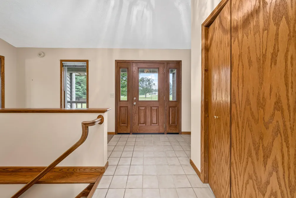 5430 E T AVENUE Vicksburg, MI 49097