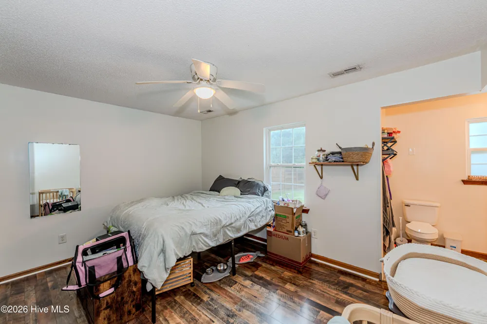 106 Linden Road Richlands, NC 28574