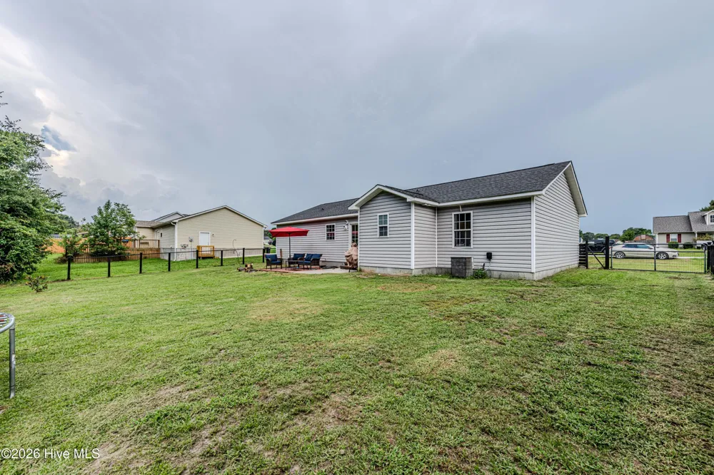 106 Linden Road Richlands, NC 28574