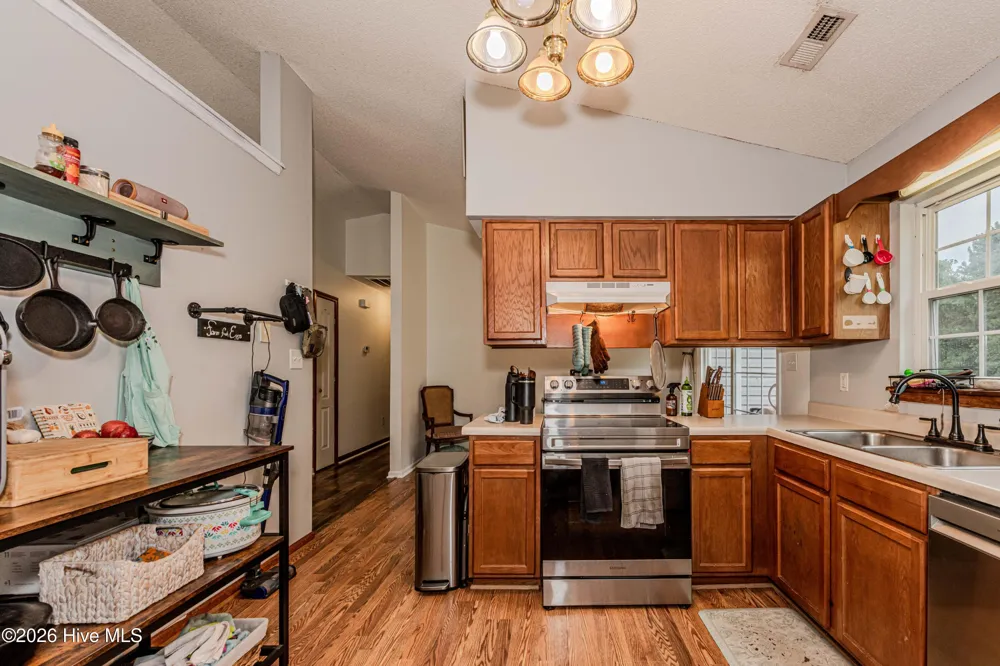 106 Linden Road Richlands, NC 28574